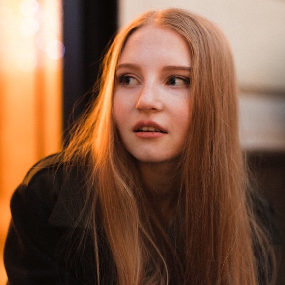 Meet your Posher, Daria - Picture 1 of 1